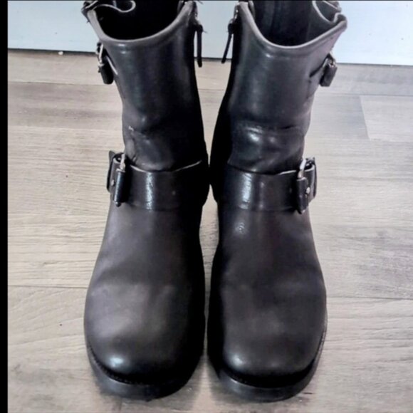 Tory Burch Chrystie Motto Ankle Boots 5.5 - Picture 3 of 10